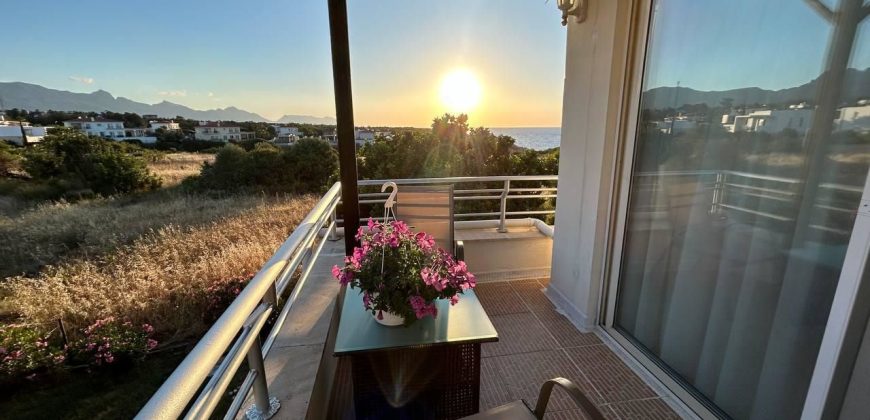 Seafront Penthouse In Turtle Bay Village, Esentepe, Kyrenia