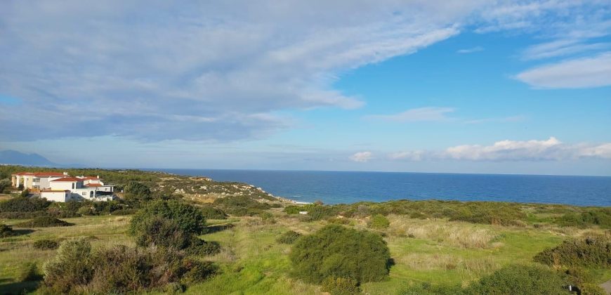 Seafront Penthouse In Turtle Bay Village, Esentepe, Kyrenia